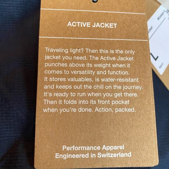 NEW Penn Relays On Running Women’s $140 Active Jacket Navy LG NWT - Picture 11 of 16